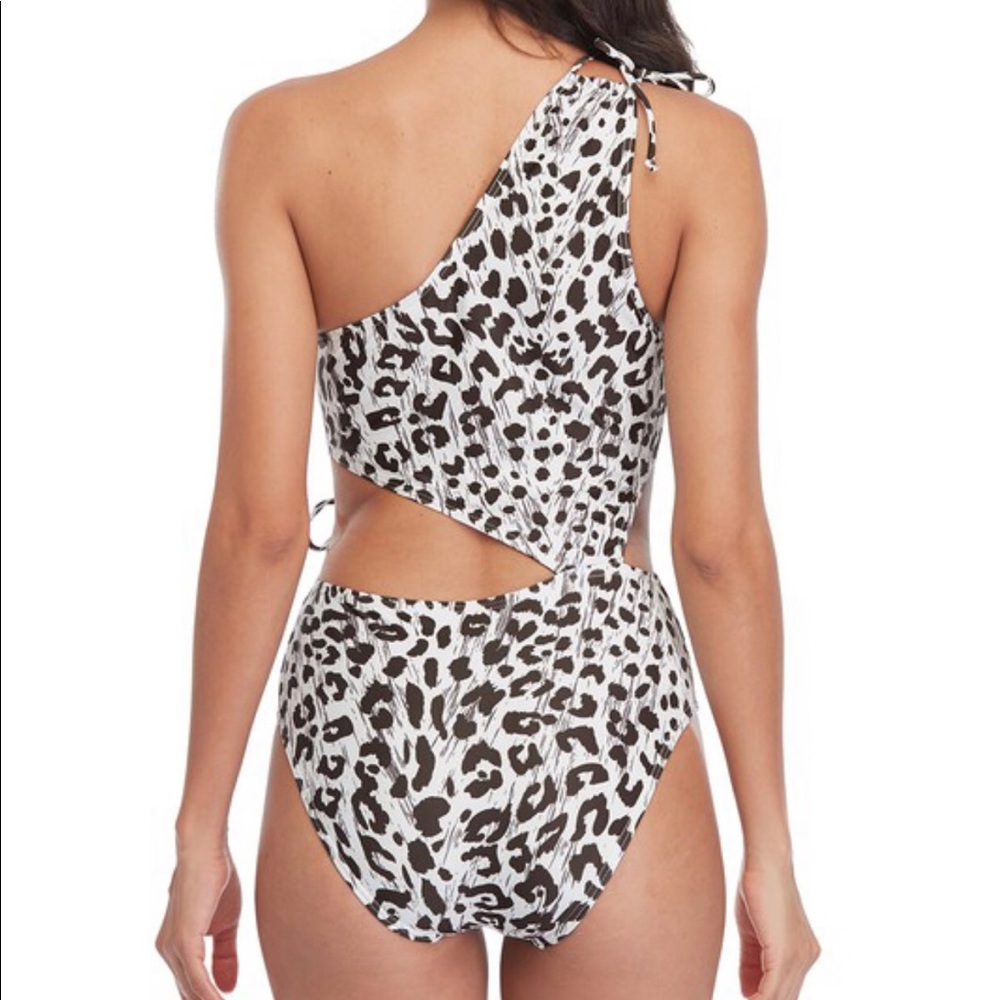 "CUTOUT" in Leopard - Picture 3 of 5